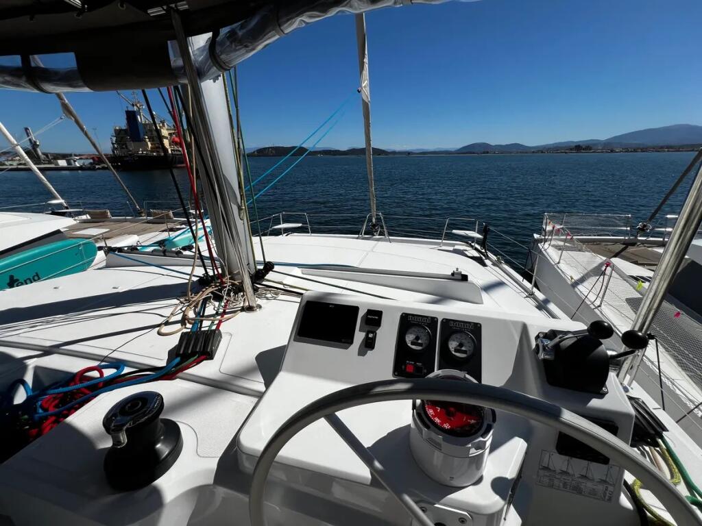 Catamaran 