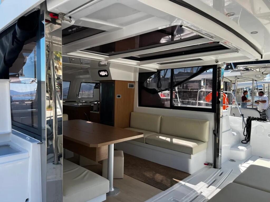 Catamaran 