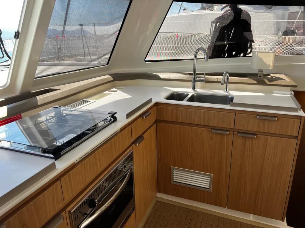 Catamaran 