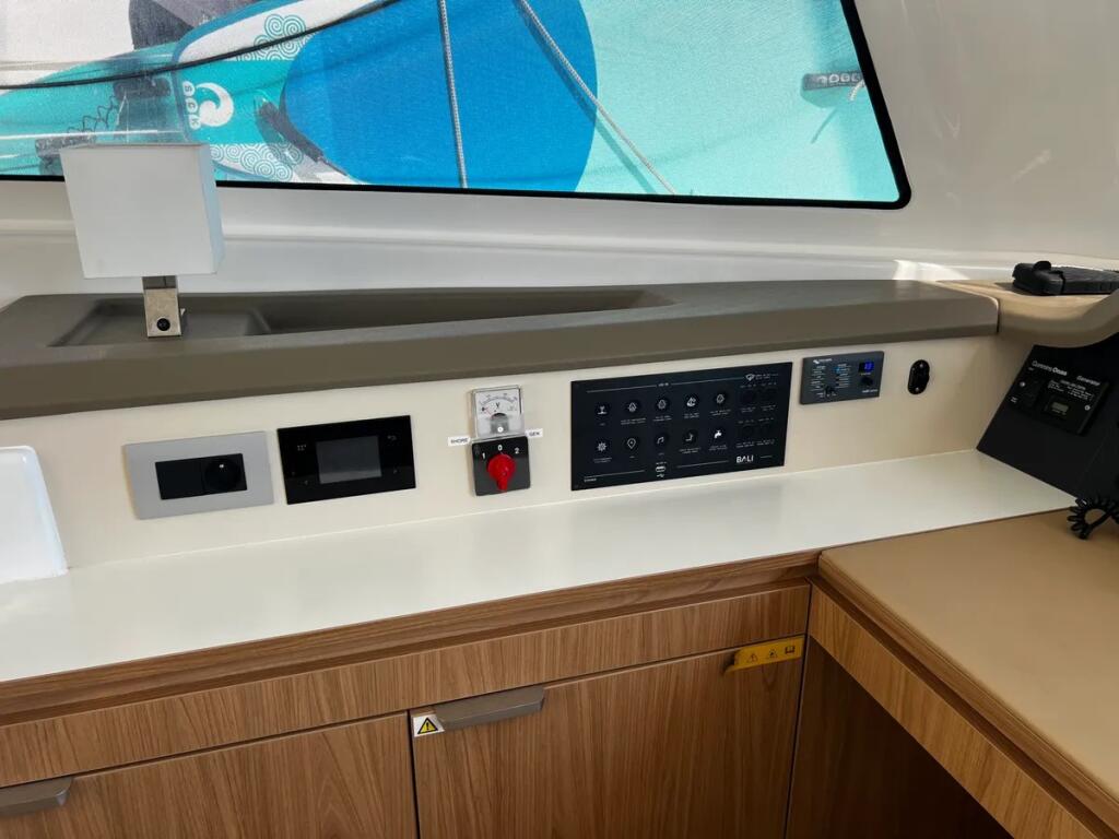 Catamaran 