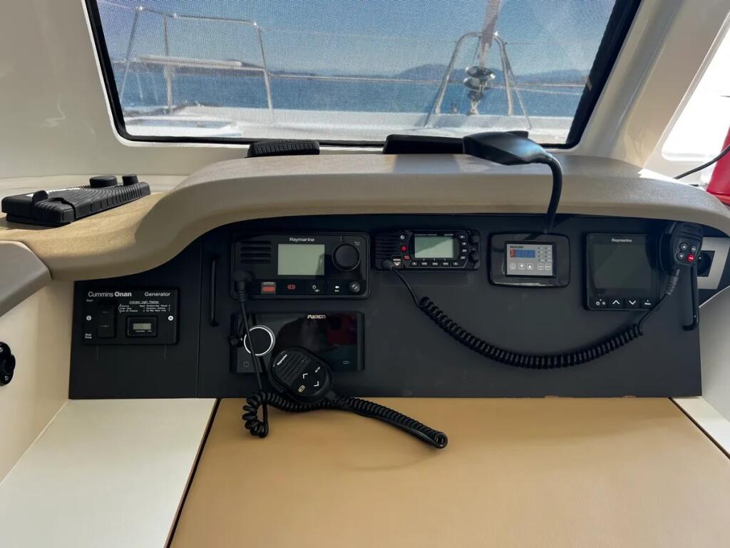 Catamaran 