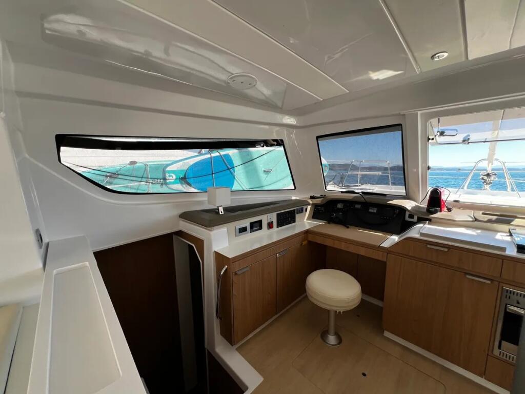 Catamaran 