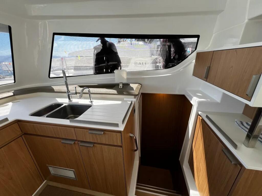 Catamaran 