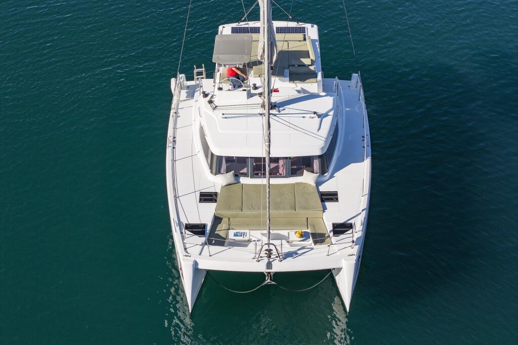 Catamaran 