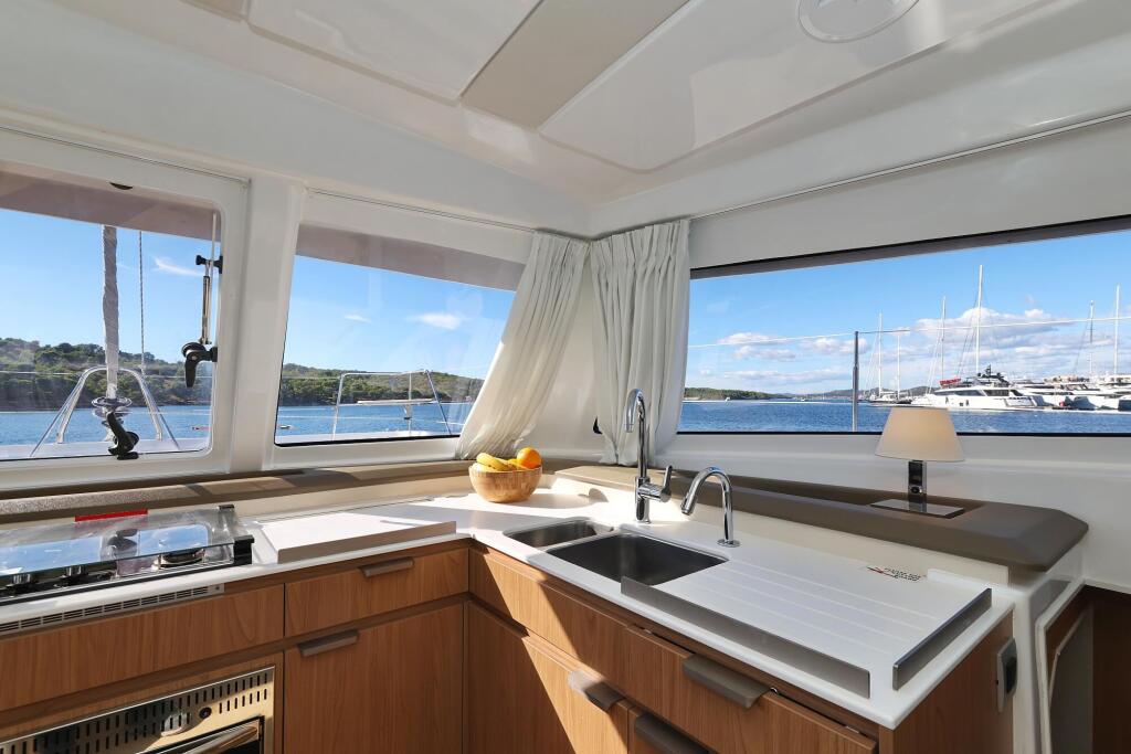 Catamaran 