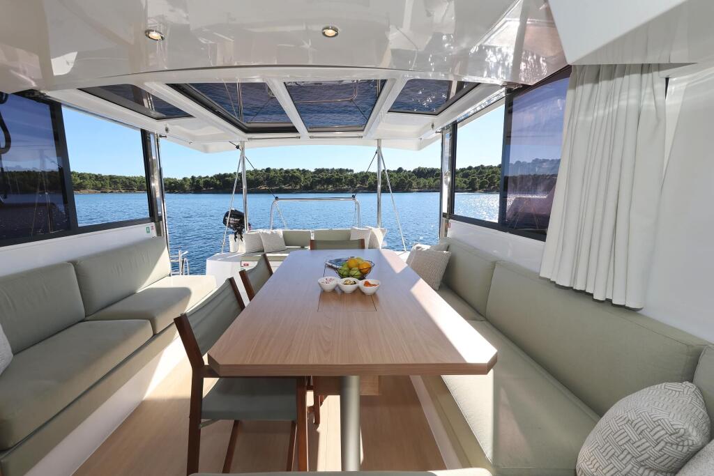 Catamaran 
