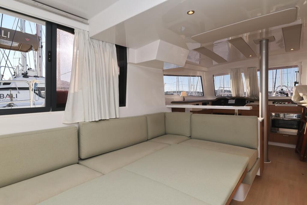 Catamaran 