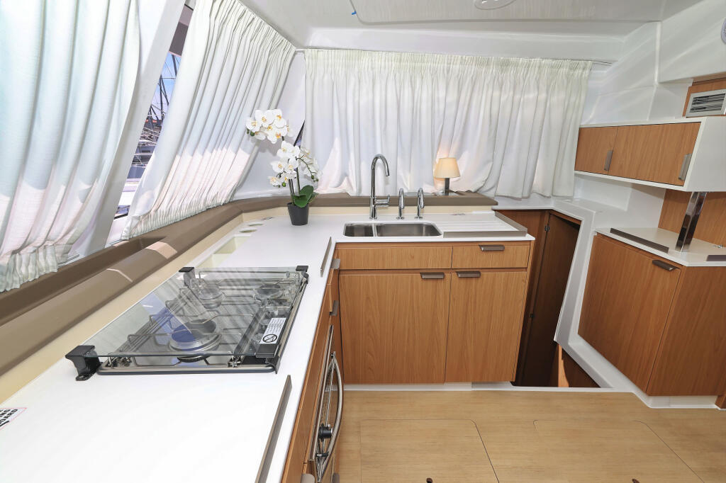 Catamaran 