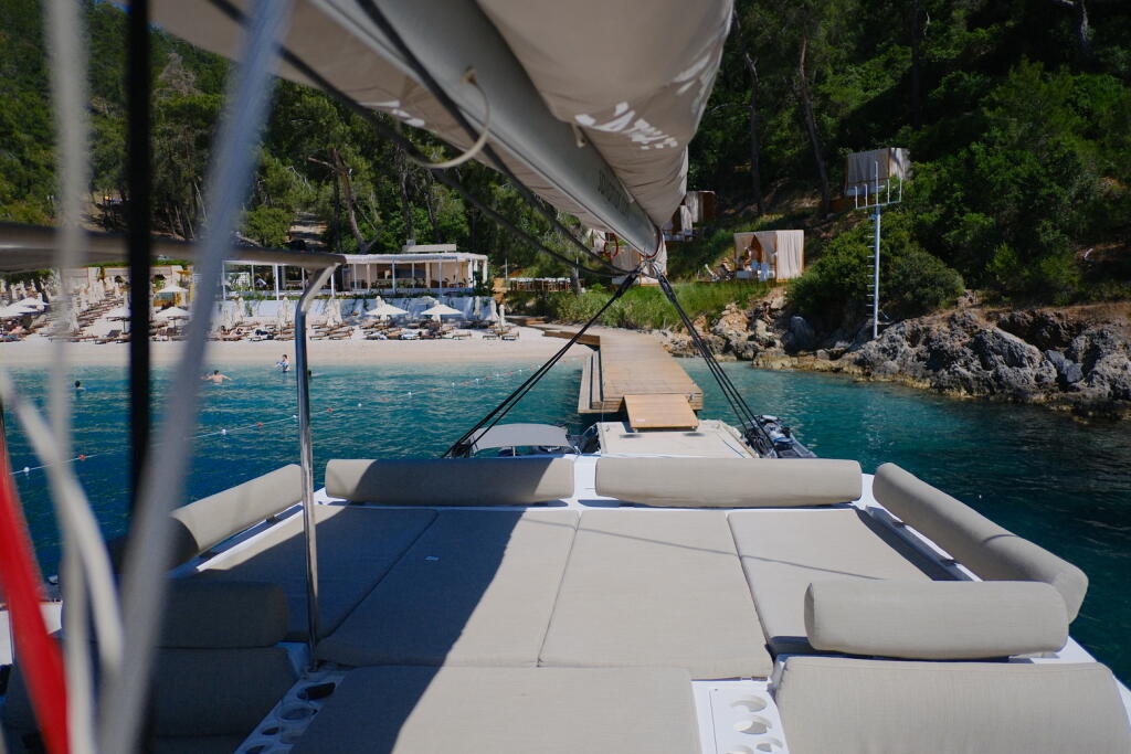 Catamaran 