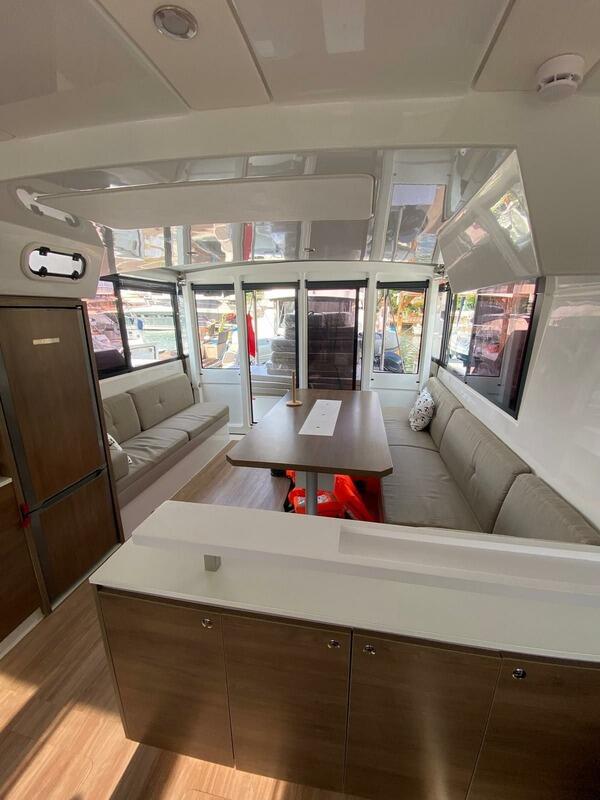 Catamaran 