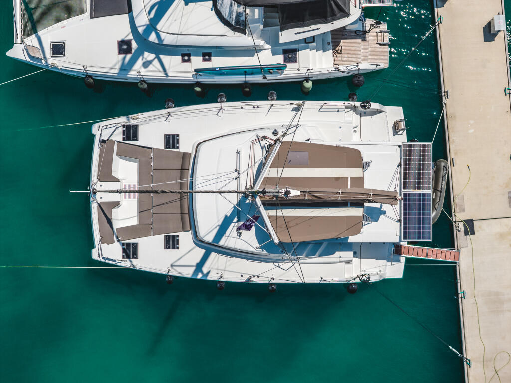 Catamaran 