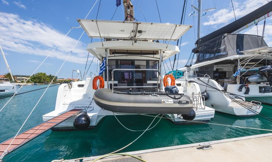 Catamaran 