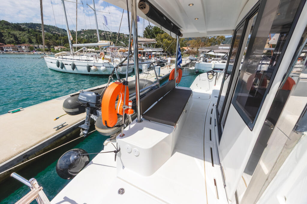Catamaran 