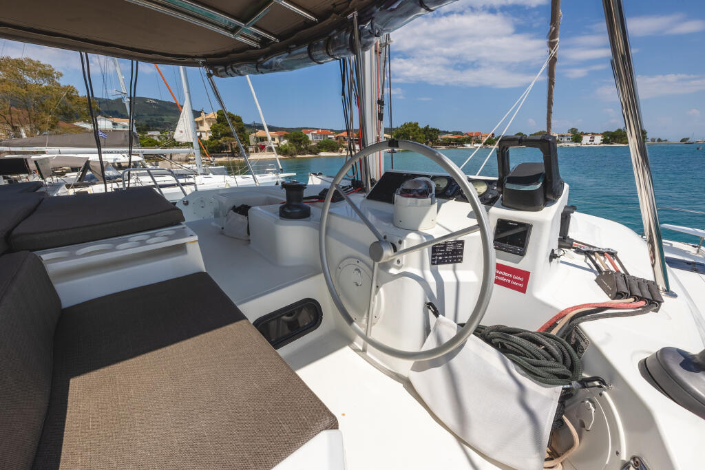 Catamaran 