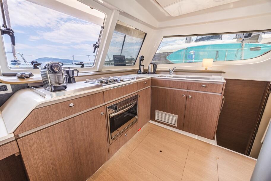 Catamaran 