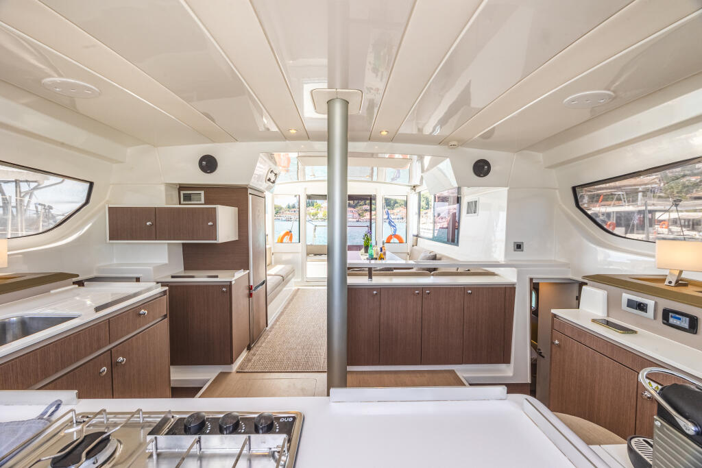 Catamaran 