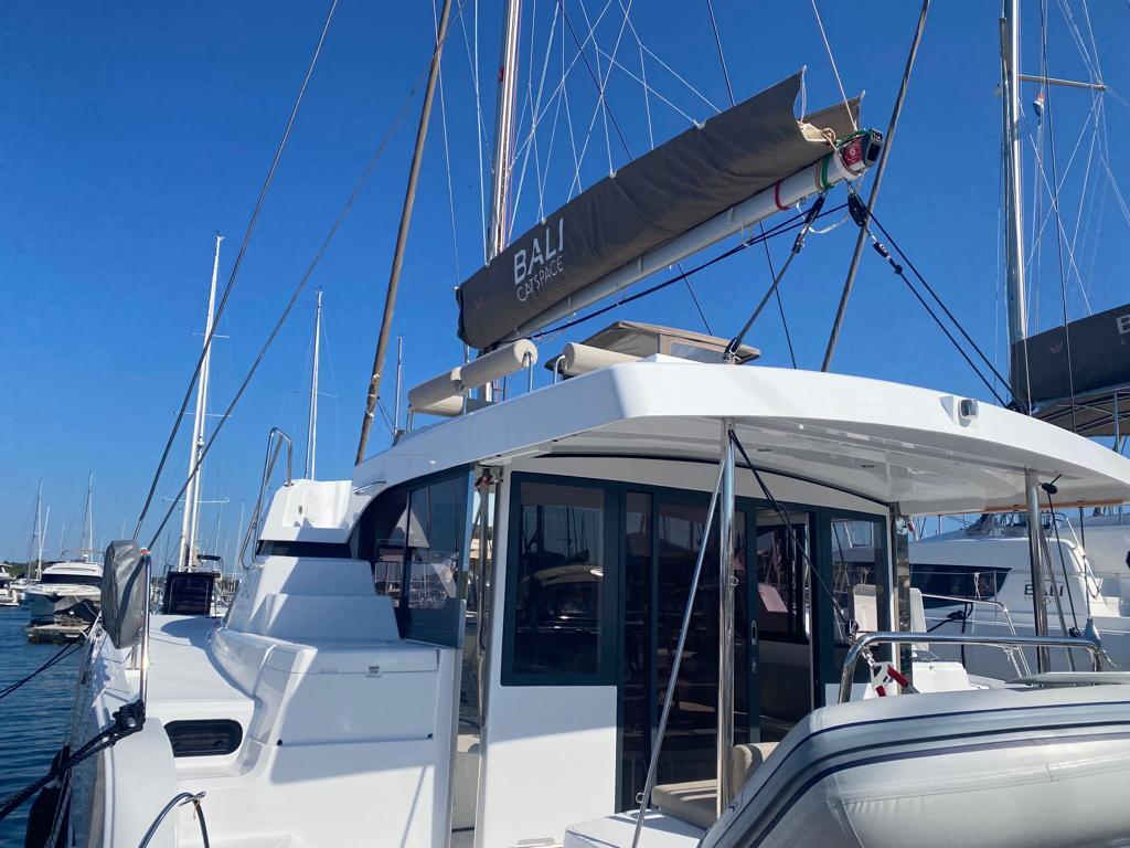 Catamaran 