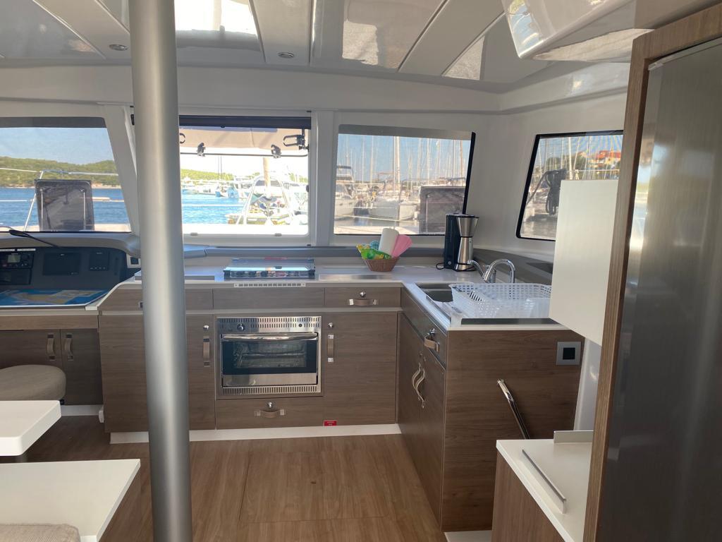 Catamaran 
