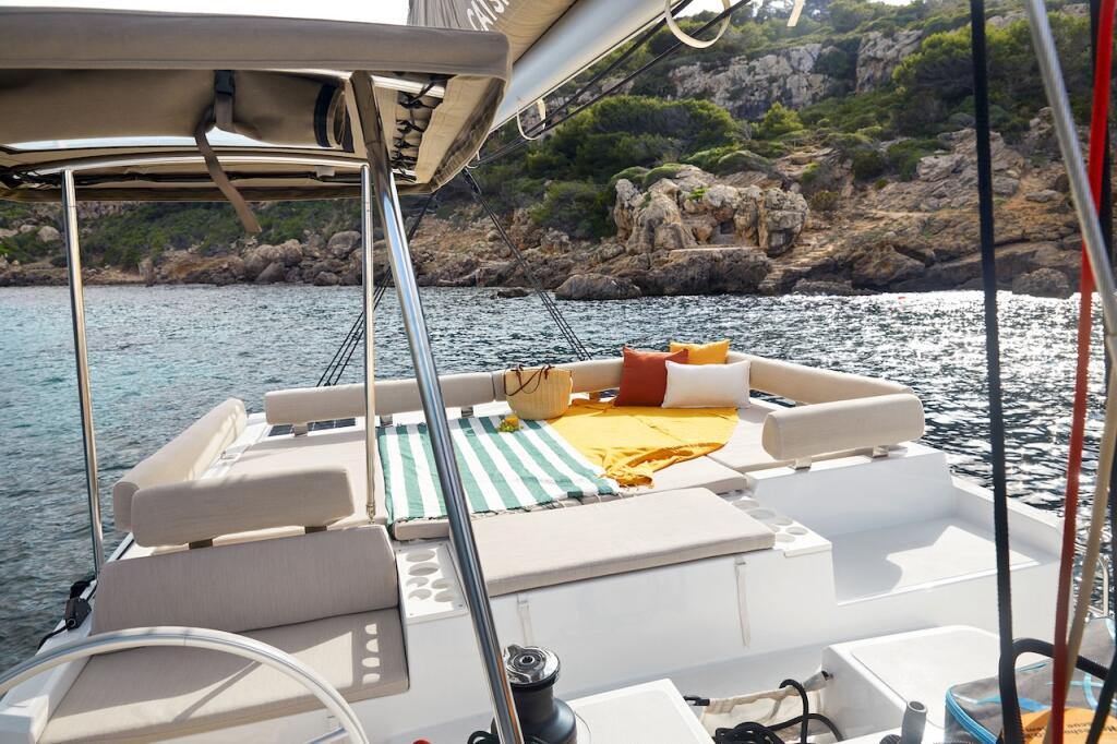Catamaran 