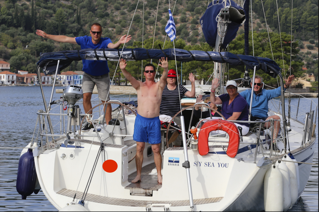 Sailing yacht 