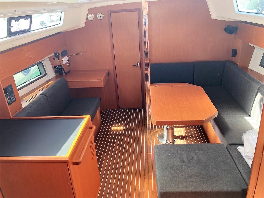 Segelyacht 