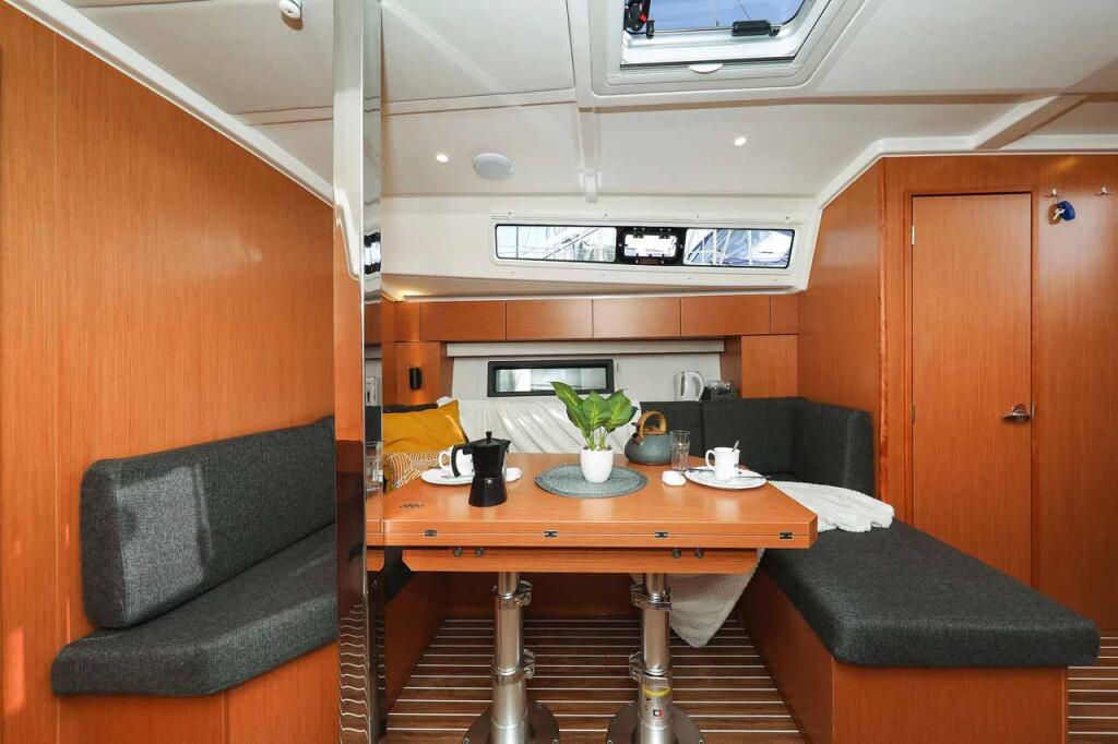 Segelyacht 