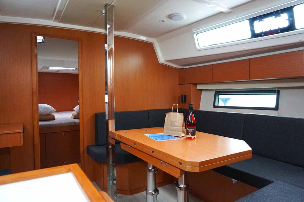 Segelyacht 