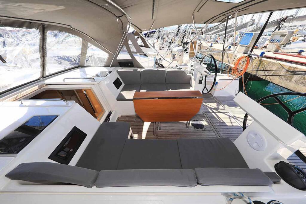 Segelyacht 