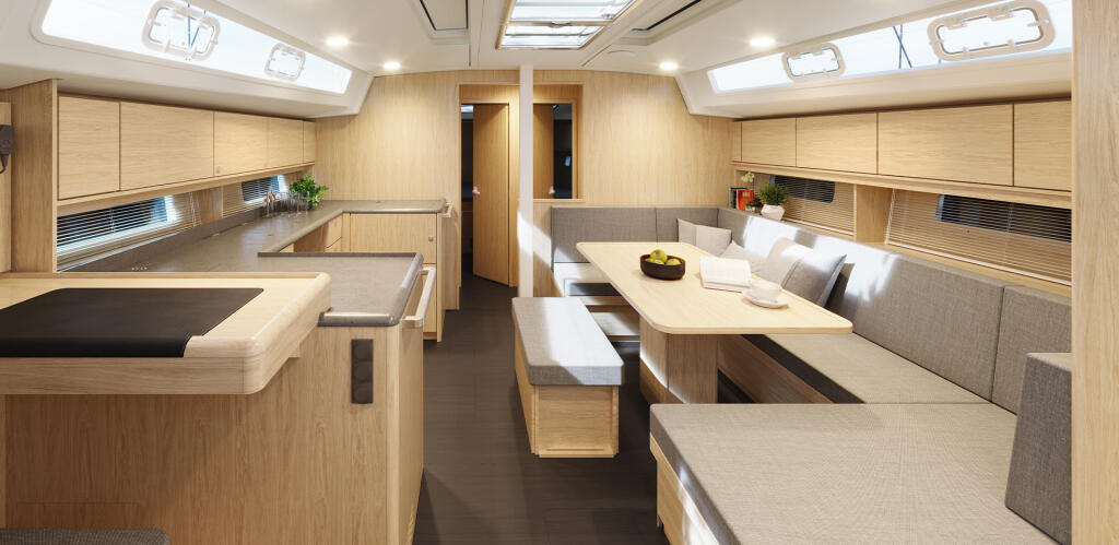 Sailing yacht 