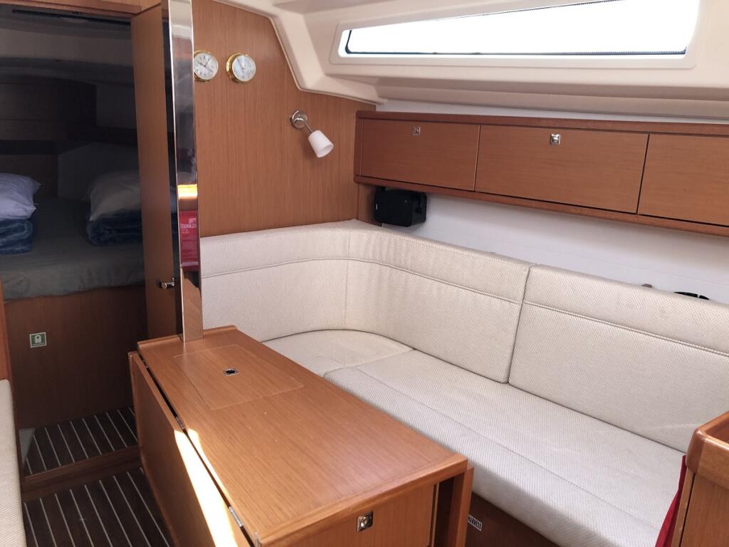 Segelyacht 