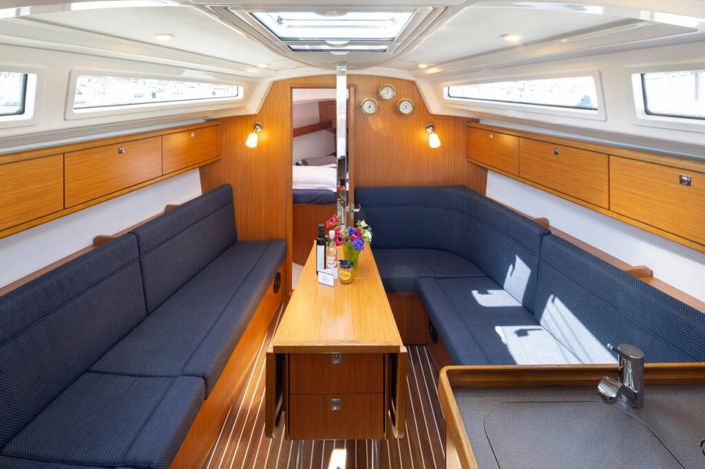 Segelyacht 
