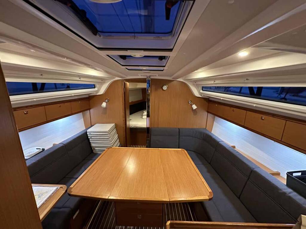 Segelyacht 