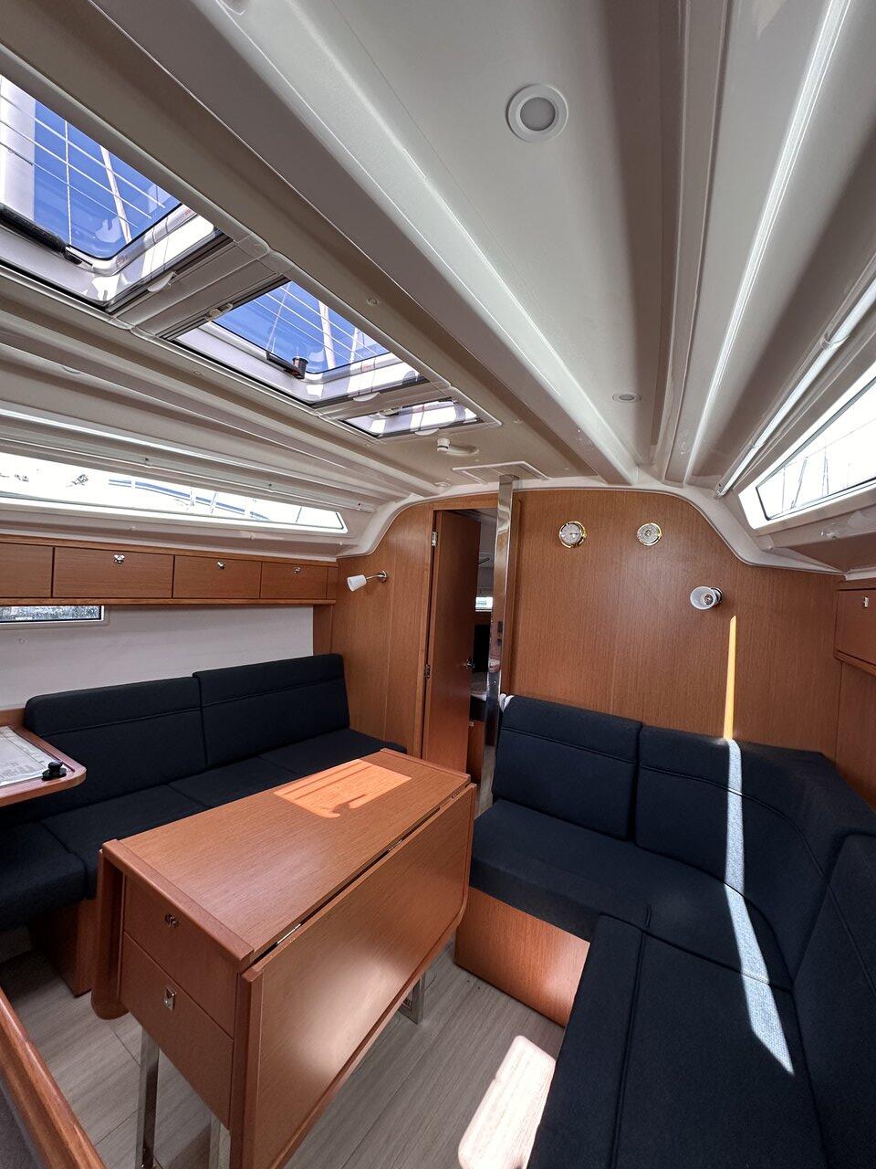 Segelyacht 