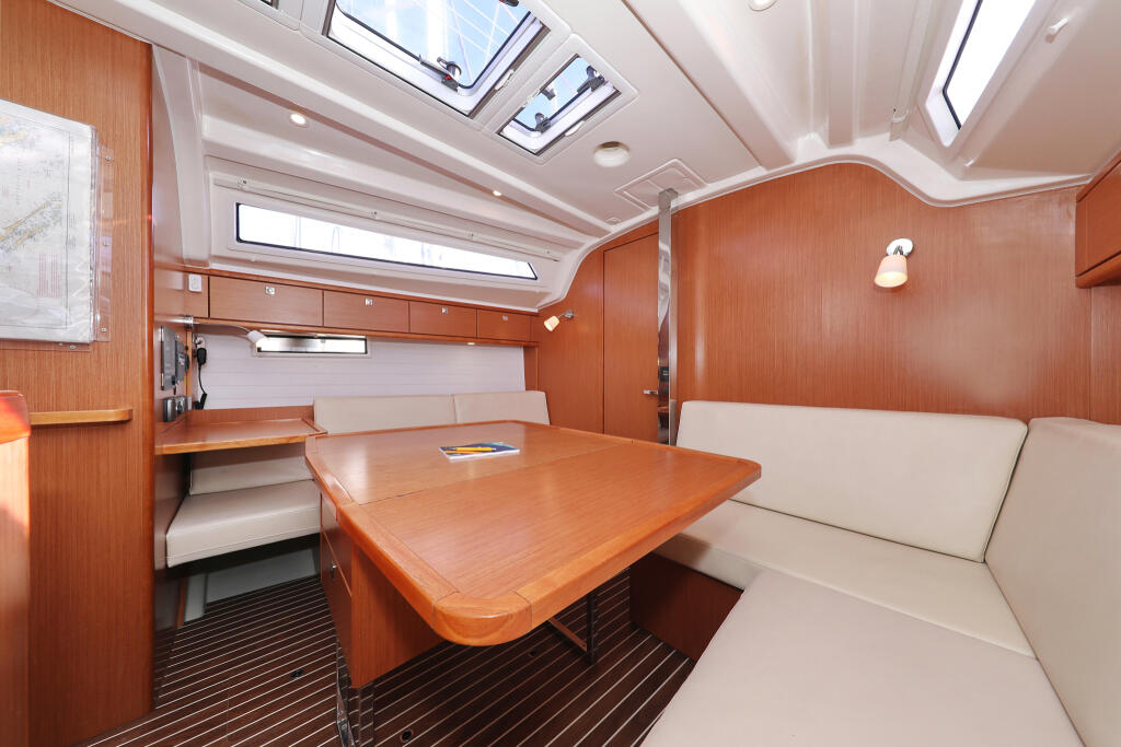 Segelyacht 