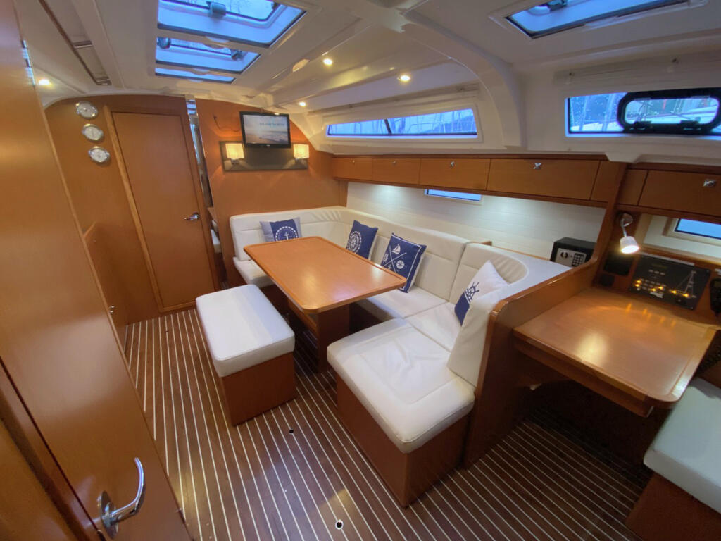 Segelyacht 
