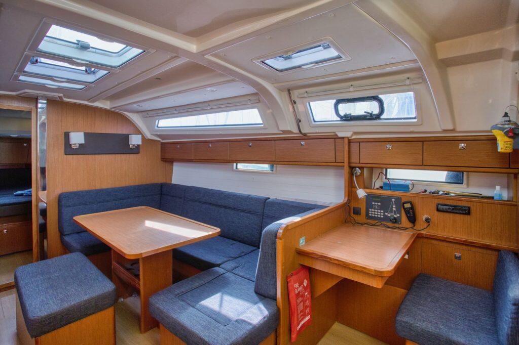 Segelyacht 