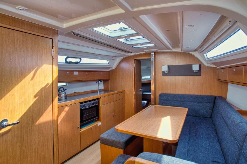 Segelyacht 