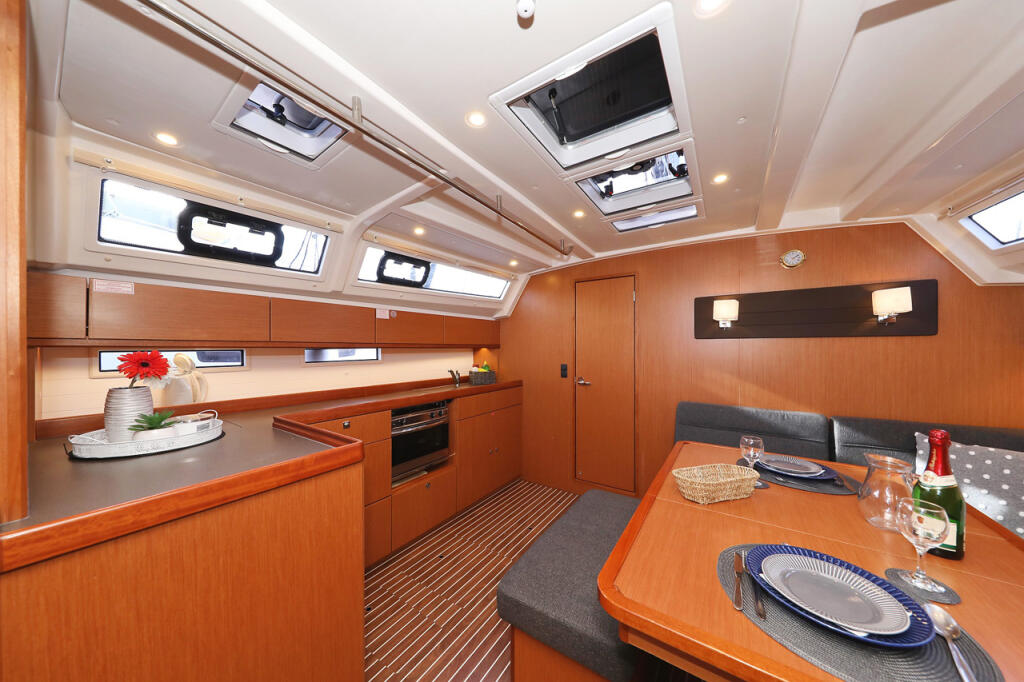 Segelyacht 