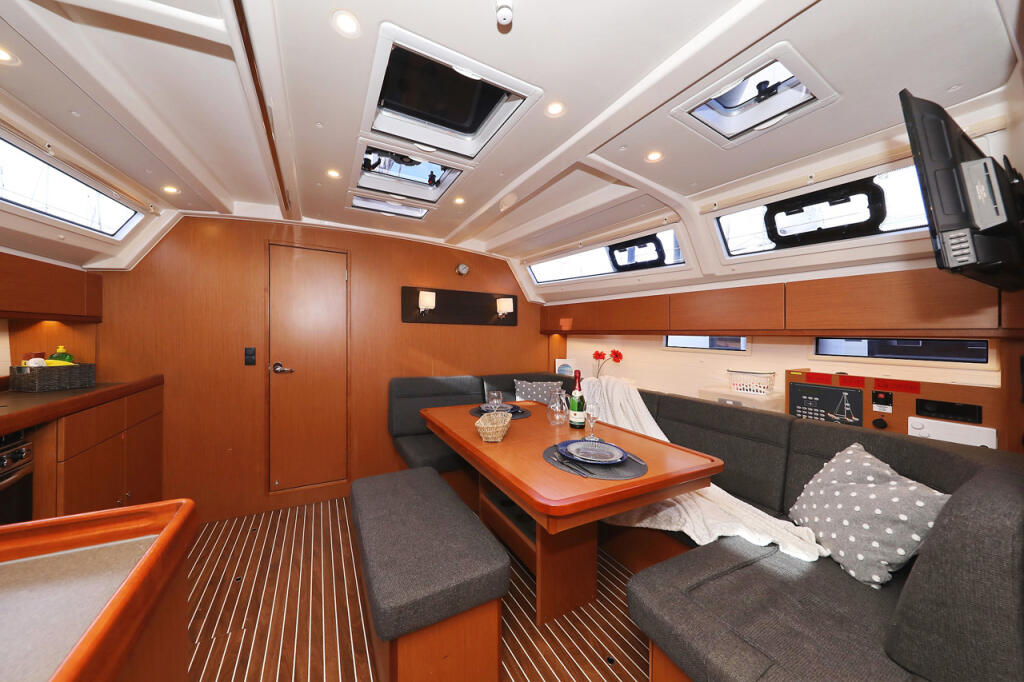 Segelyacht 
