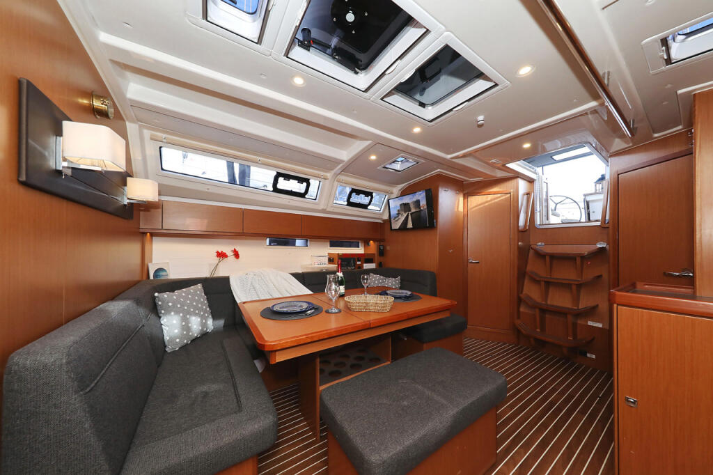 Segelyacht 