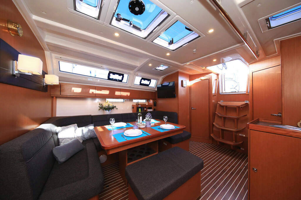 Segelyacht 