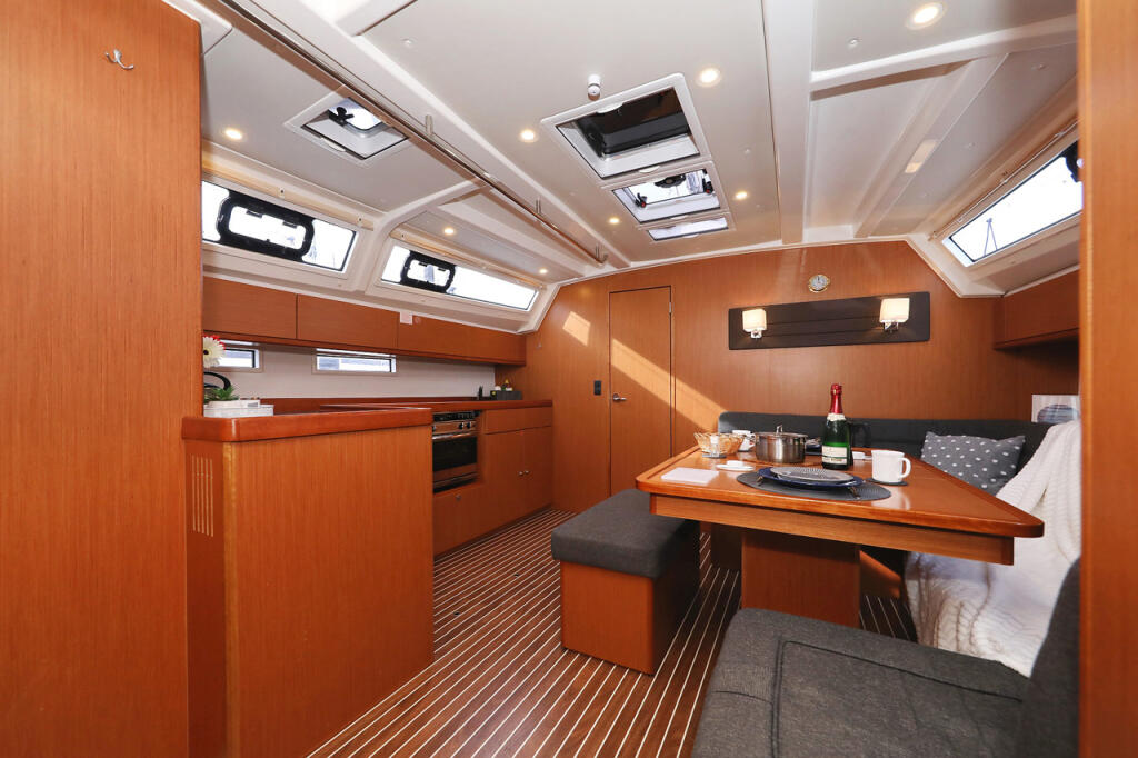 Segelyacht 