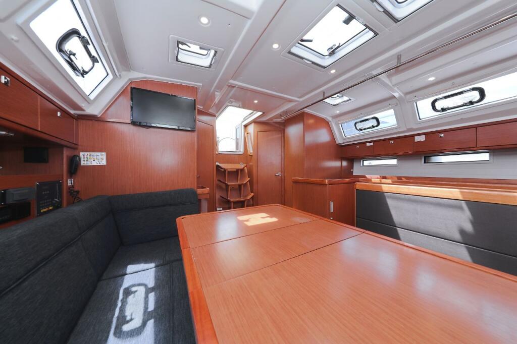 Segelyacht 