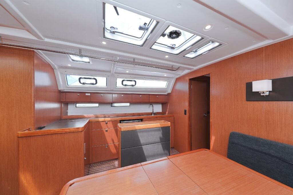 Segelyacht 