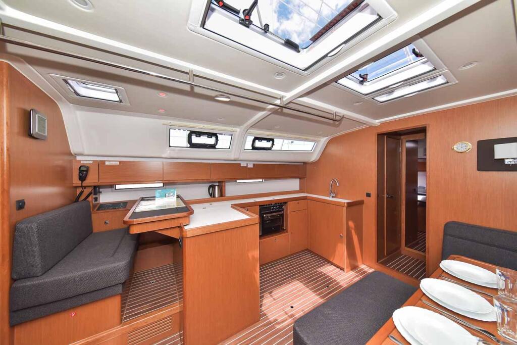 Segelyacht 