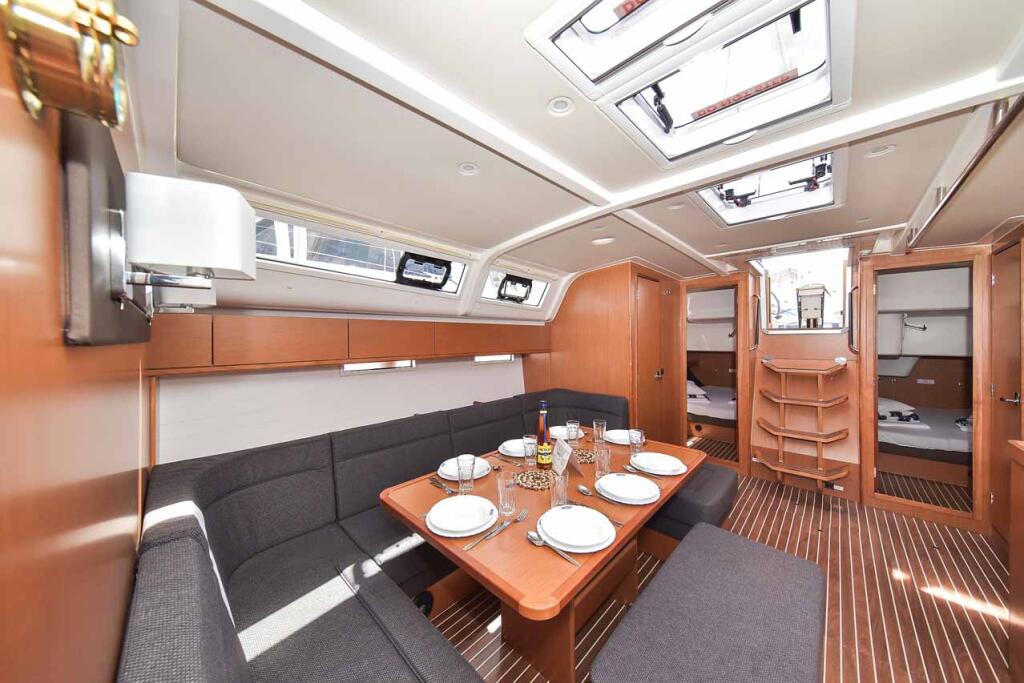 Segelyacht 