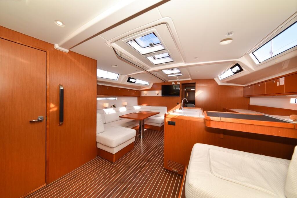 Segelyacht 