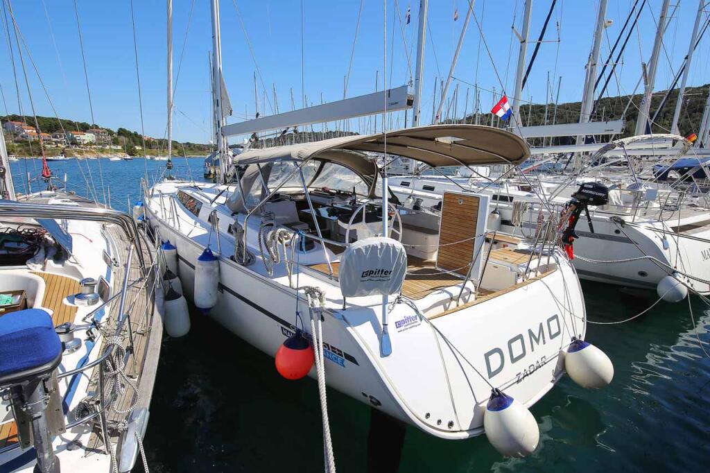 Segelyacht 