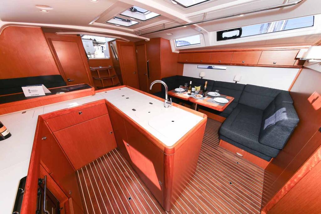 Segelyacht 