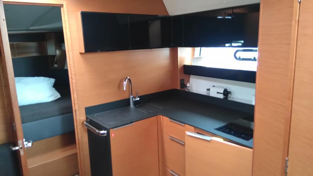 Motoryacht 